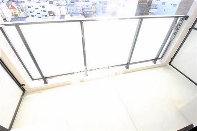 ����9