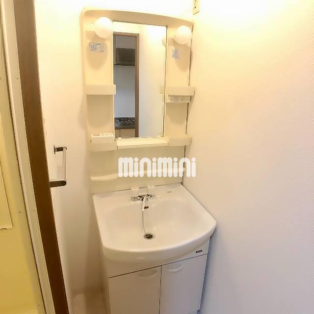 ����4