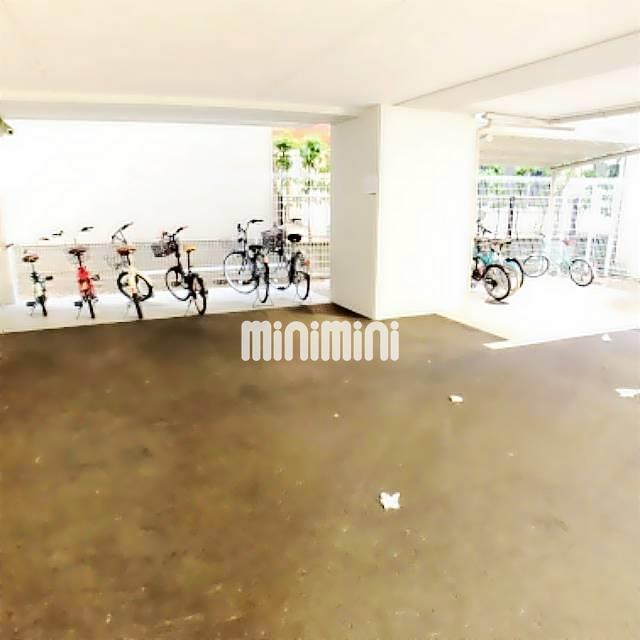 ����13