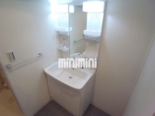 ����5