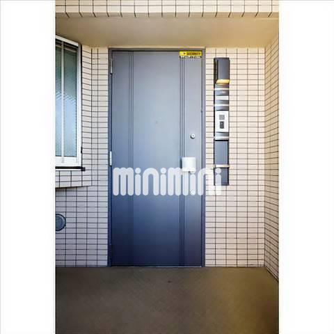 ����11