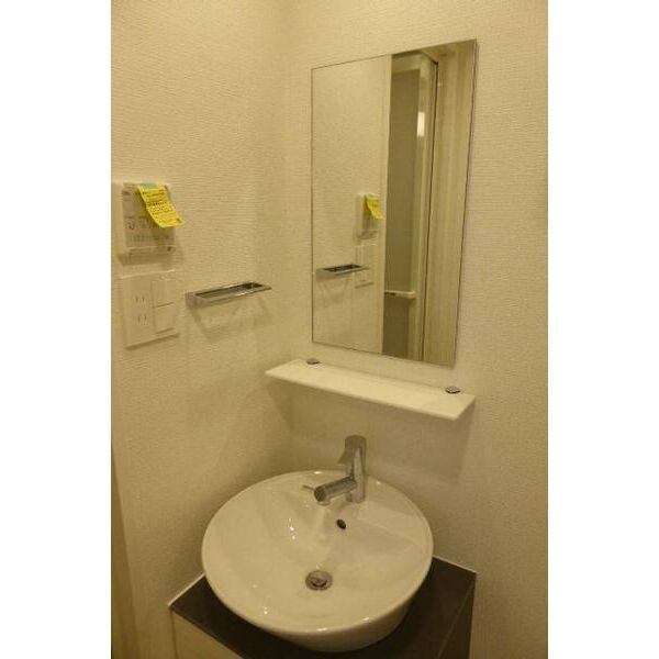 ����5