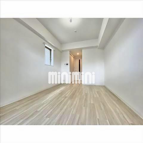 ����8