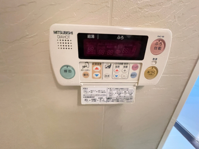 ����11