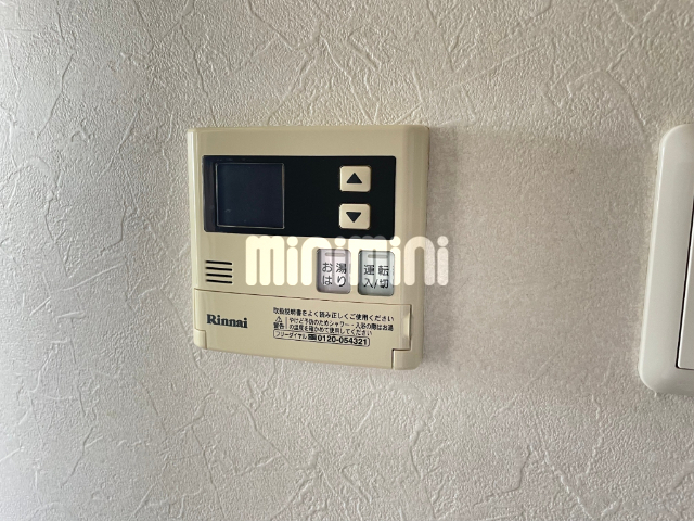 ����11