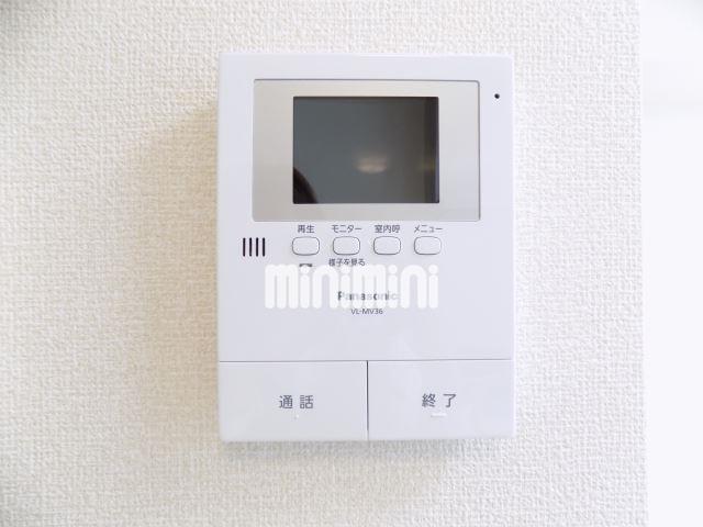 ����11