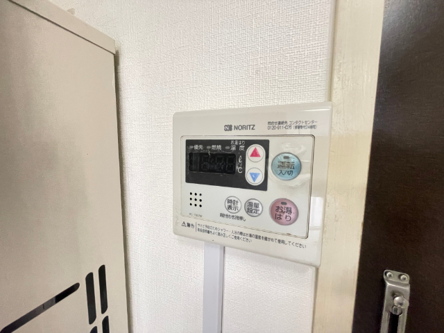 ����10