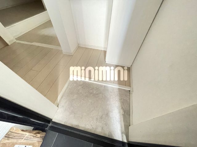 ����6