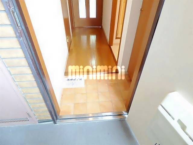 ����6