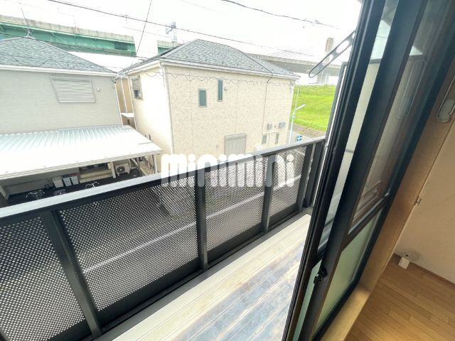 ����10