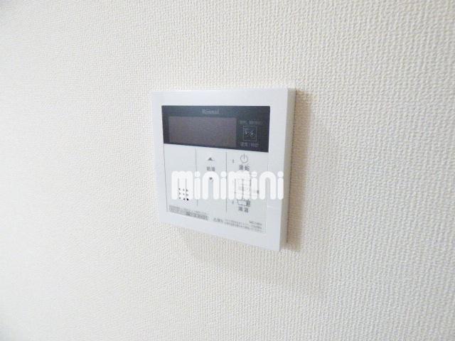 ����10