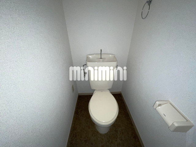 ����4