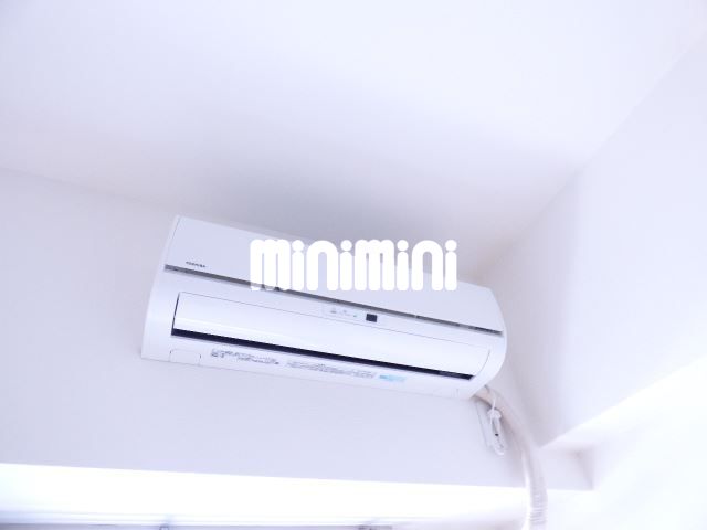 ����8