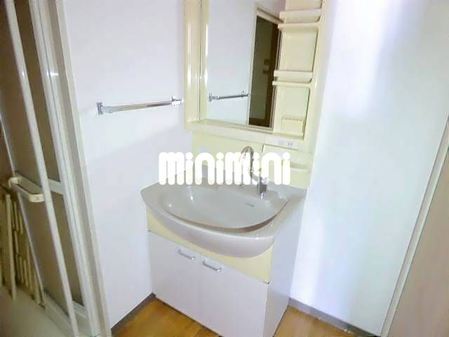 ����4