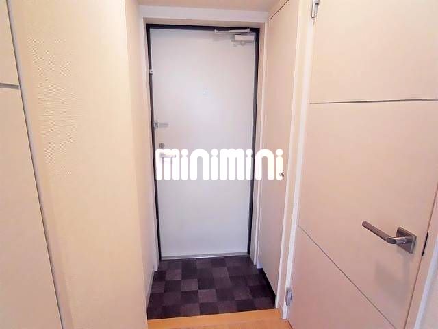 ����8