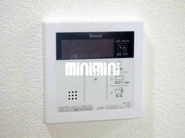 ����11