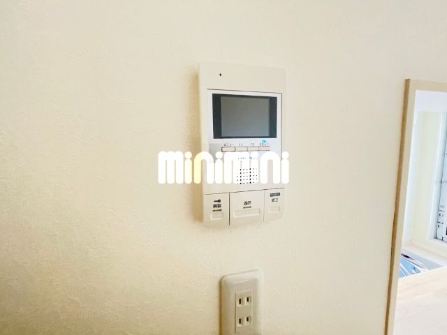 ����10
