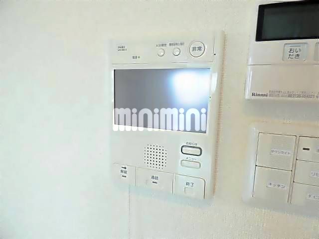 ����8