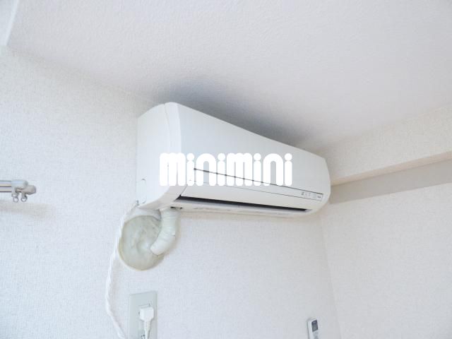 ����7