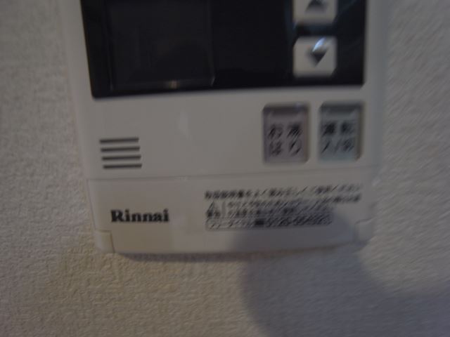 ����11