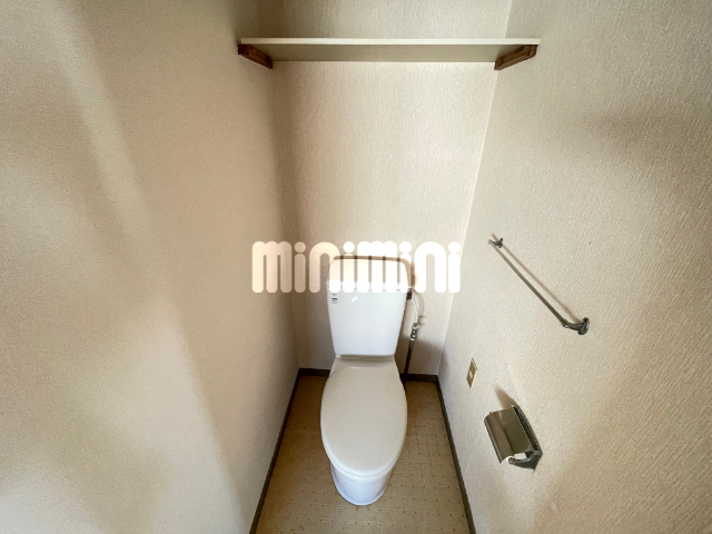 ����4