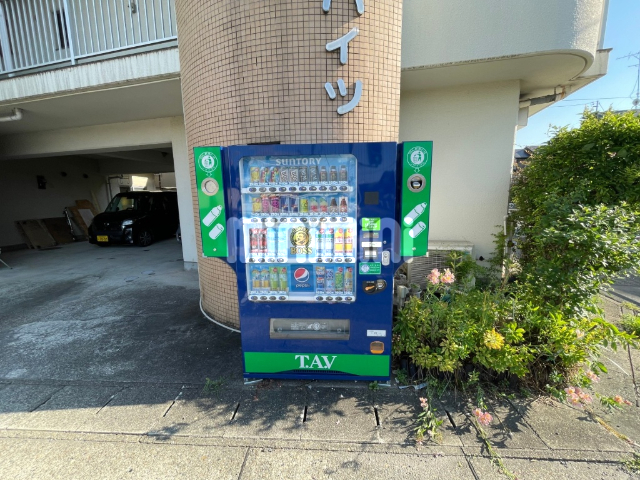 ����11