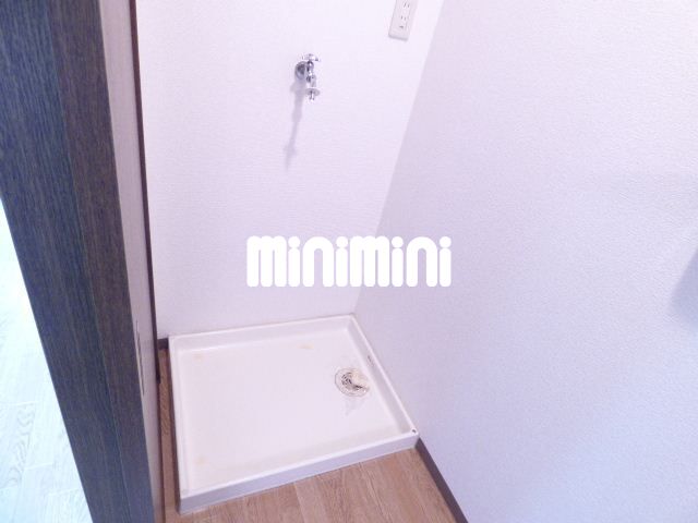 ����5