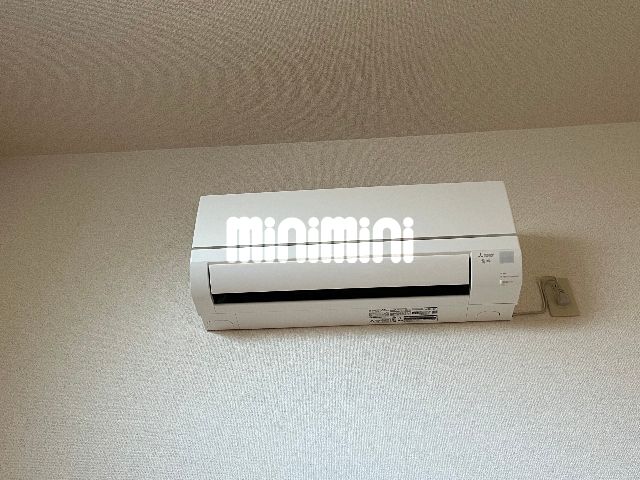 ����8
