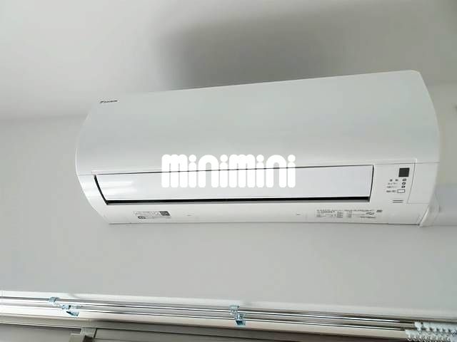 ����8