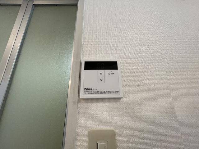 ����11