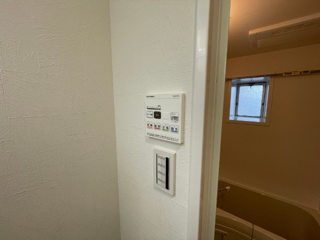 ����11