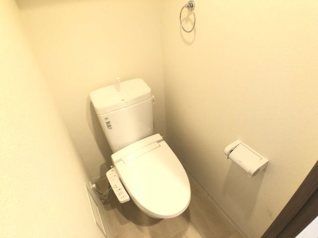 ����6