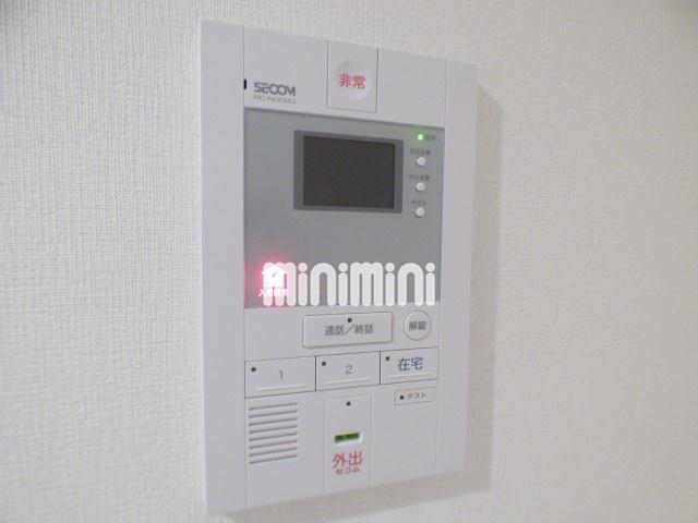 ����10