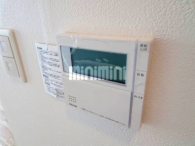 ����14