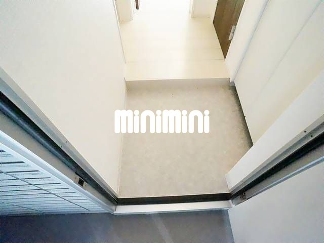 ����6