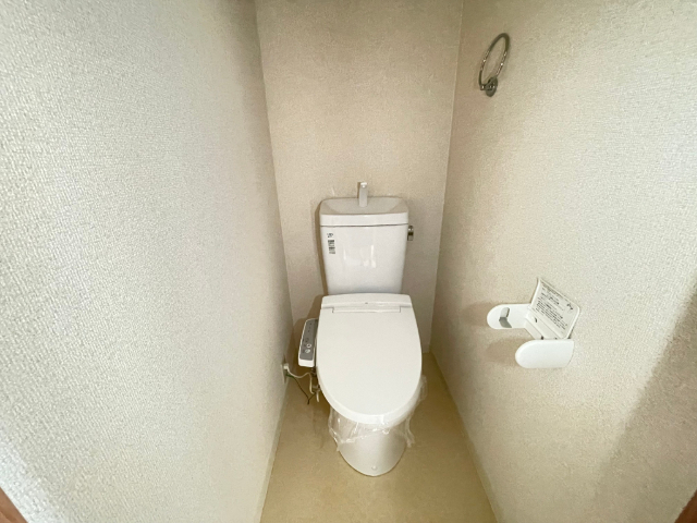 ����8