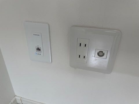 ����11