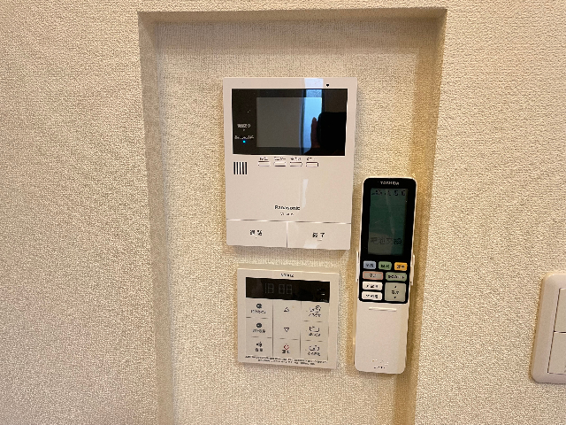 ����19