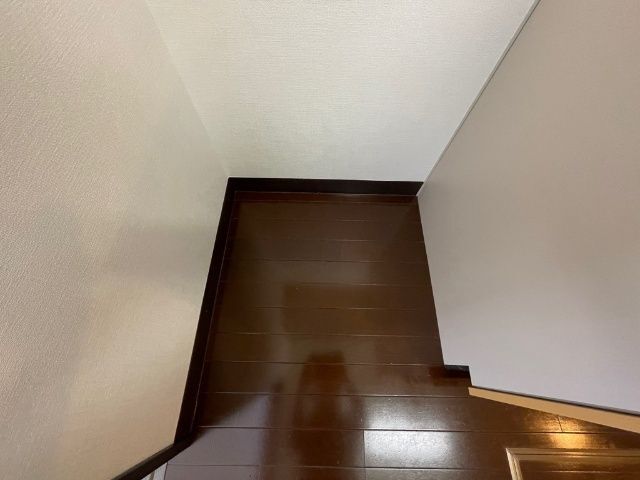 ����11