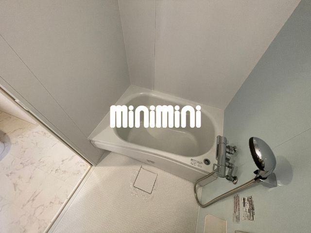 ����6
