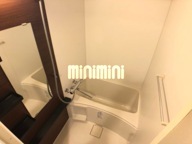 ����3