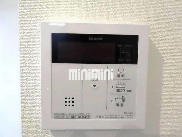 ����8