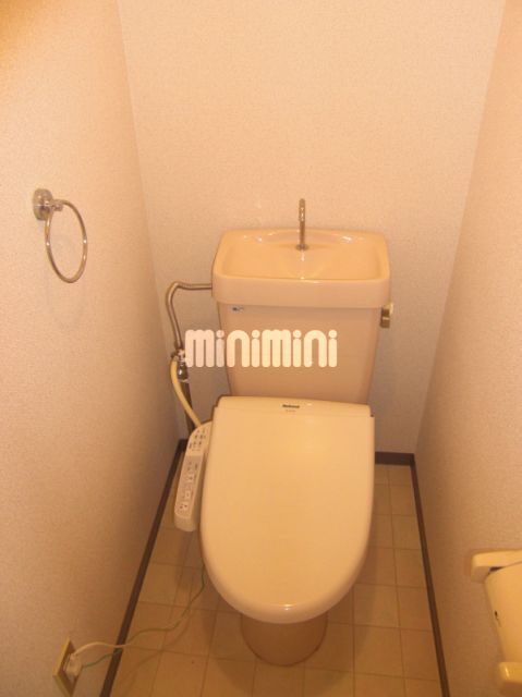 ����8