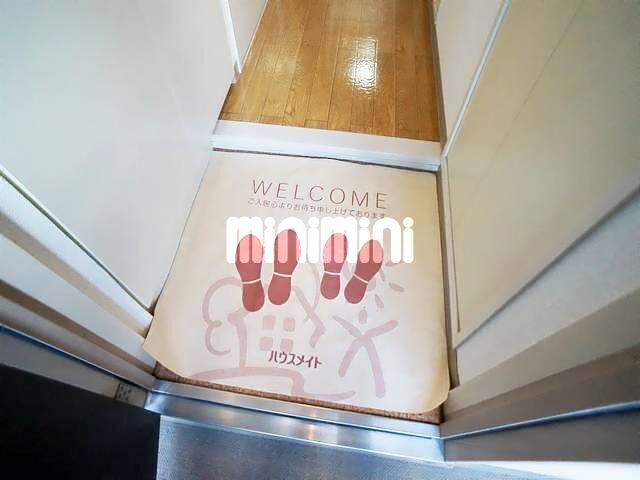 ����8