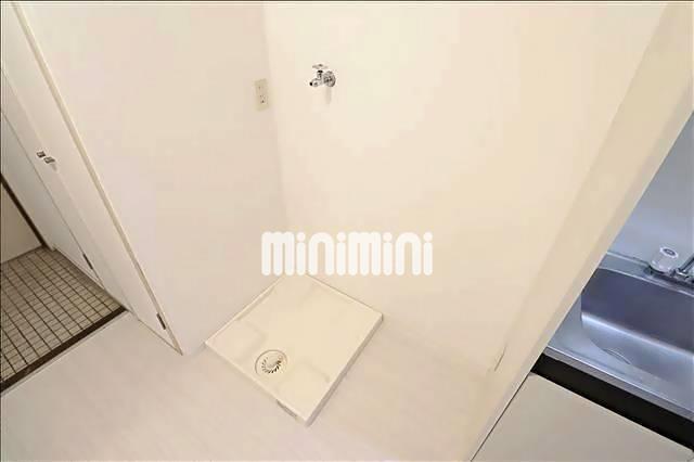����5