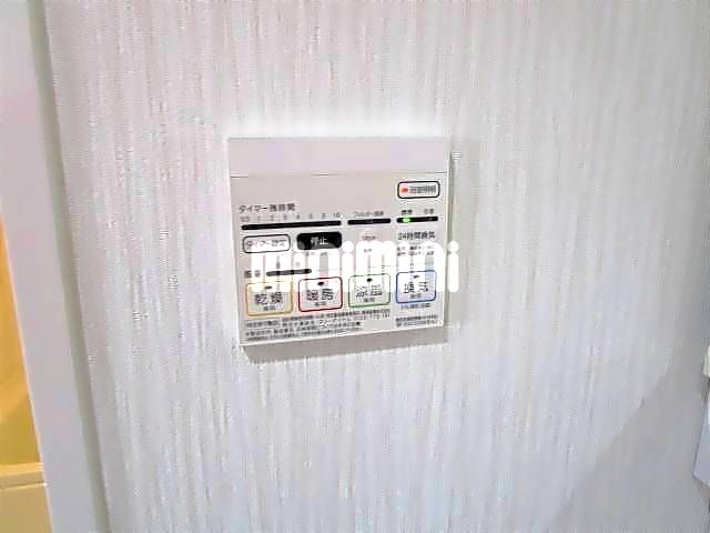 ����7