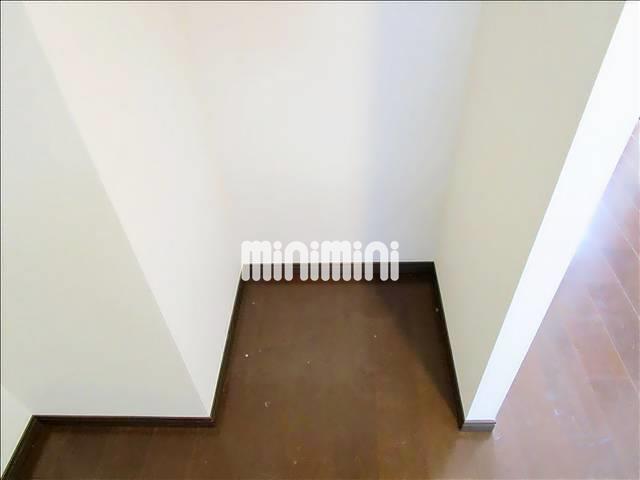 ����14