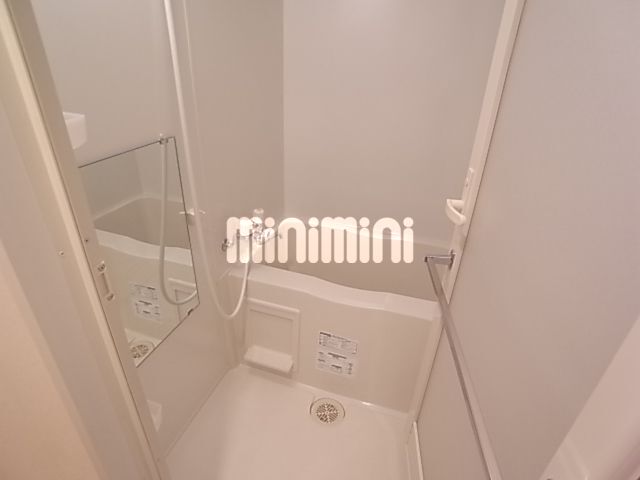 ����11