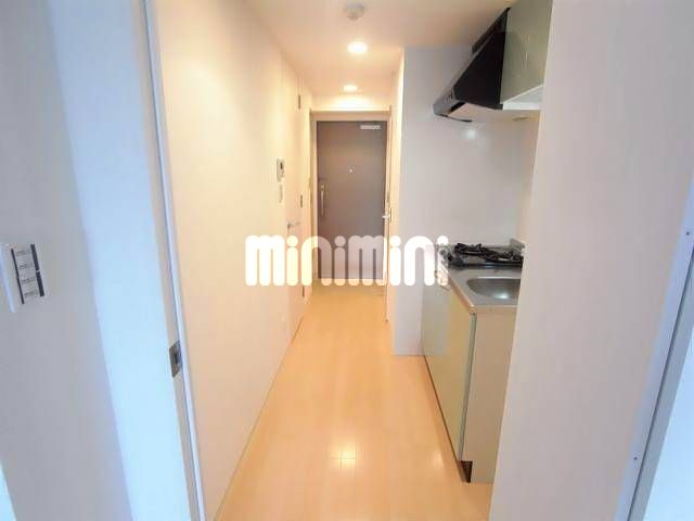 ����10
