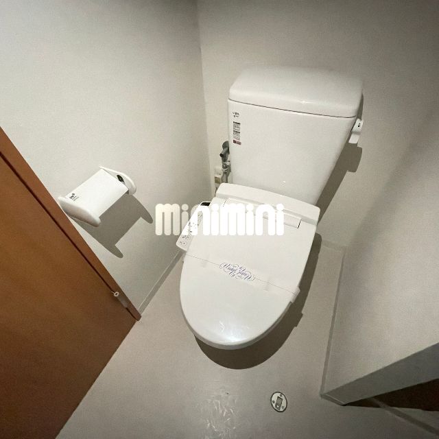 ����9